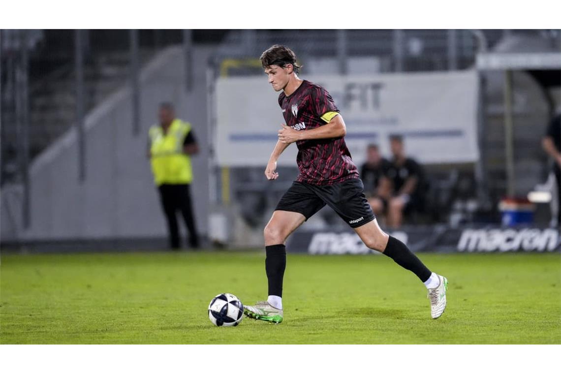 Kapitän Paul Polauke empfängt mit dem SGV Heilbronn-Freiberg seinen Ex-Club Stuttgarter Kickers zum Regionalliga-Schlagerspiel, am Dienstag im Pokalspiel in Schwäbisch Gmünd bekam er eine Pause.
