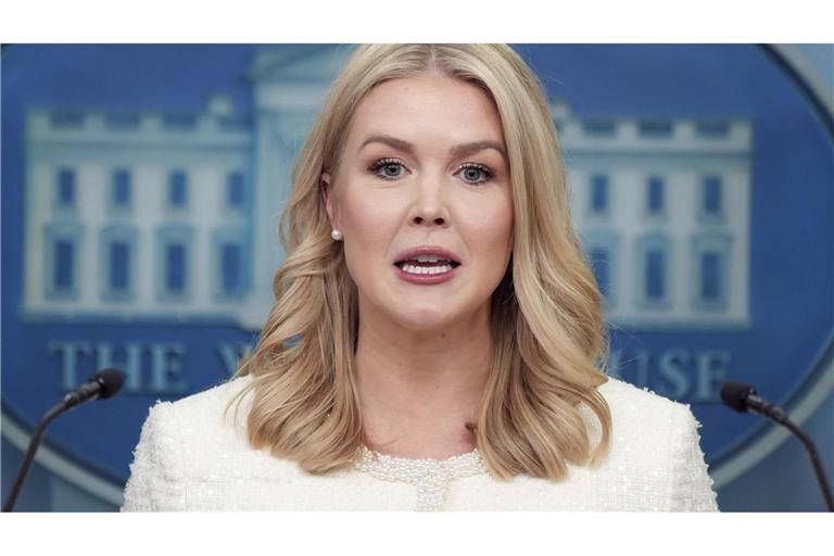 Karoline Leavitt, Pressesprecherin des Weißen Hauses: Nachrichtenagenturen sollen keinen festen Platz mehr im Presse-Pool im Weißen Haus haben.