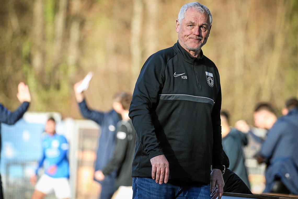 Schock für Großaspach in allerletzter Sekunde Kassierte mit der SG eine ganz bitter Niederlage. Hans-Jürgen Boysen. Foto: A. Becher
