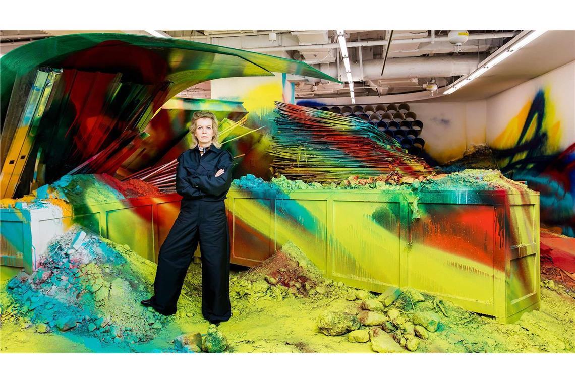 Im Kunstgebäude Stuttgart macht Katharina Grosse den Raum zum Bild Katharina Grosse ist als Künstlerin weltweit gefragt