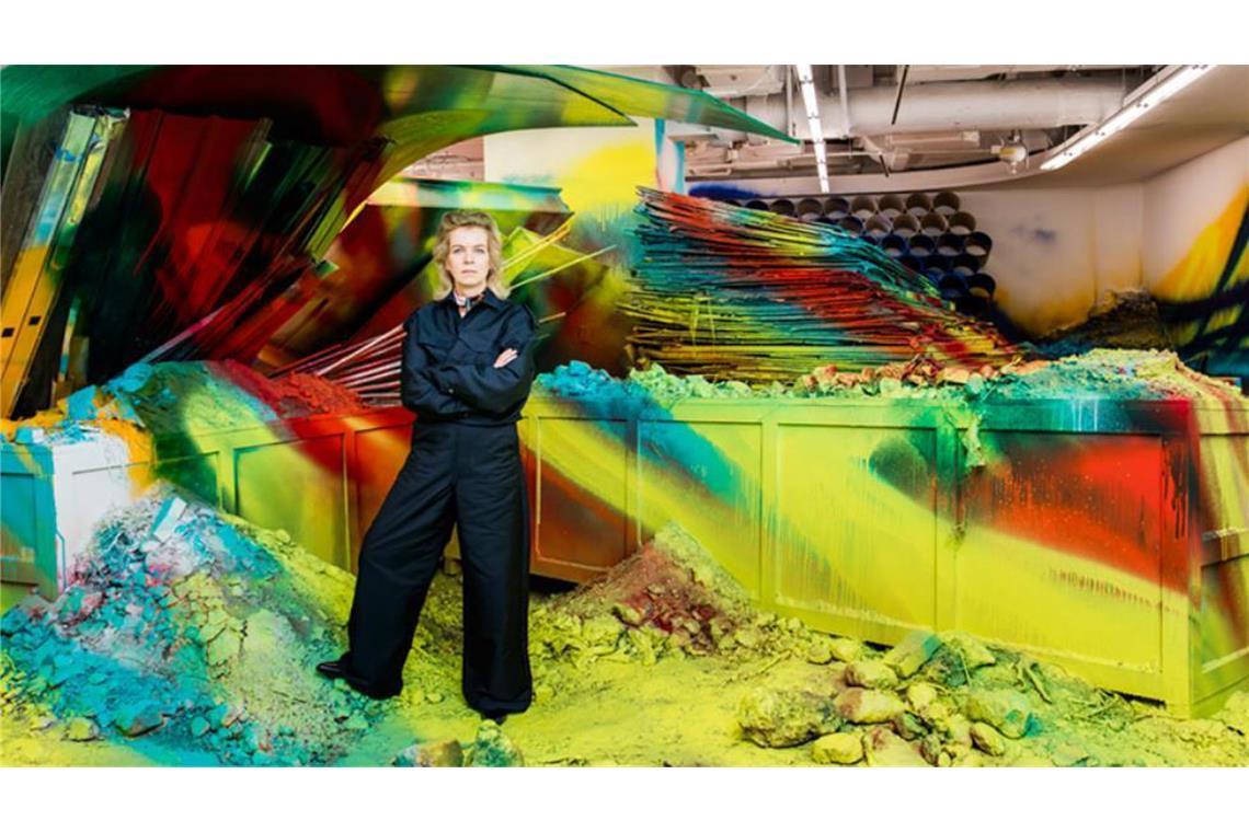 Stuttgart wartet auf Katharina Grosse Katharina Grosse macht 2025 das Kunstgebäude Stuttgart zur Bühne ihrer Malerei