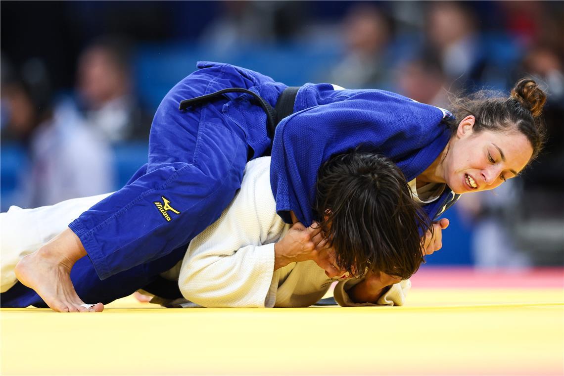 Katharina Menz: „Den Mannschaftstitel holen wir zurück!“ Katharina Menz (oben) bei ihrem bislang letzten Kampf bei den Olympischen Sommerspielen 2024 in Paris. Foto: Imago