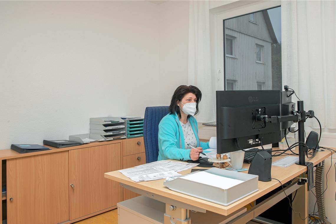Gut für die Zukunft aufgestellt Katja Pfeiffer, stellvertretende Pflegedienstleitung, in ihrem neuen Büro.