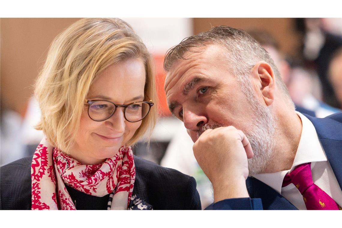 BSW stimmt Brombeer-Koalitionsvertrag in Thüringen zu Katja Wolf und Steffen Schütze sind Vorsitzende des BSW-Landesverbands Thüringen.