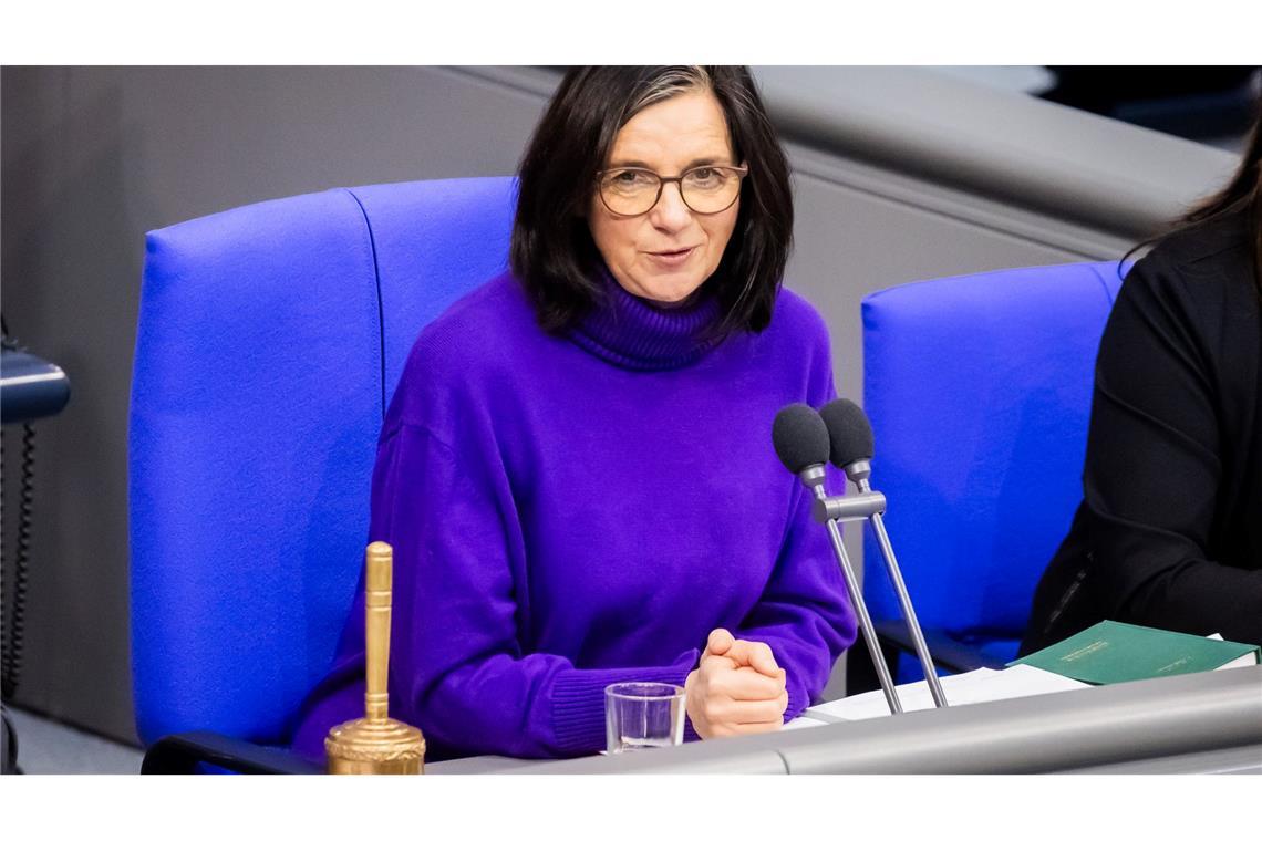 Grünen-Fraktion entscheidet Montag über Vize-Kandidatur Katrin Göring-Eckardt (Grüne) ist Bundestagsvizepräsidentin im alten Bundestag. Sie hatte früh klargemacht: Sie möchte erneut für dieses Amt kandidieren. (Archivfoto)
