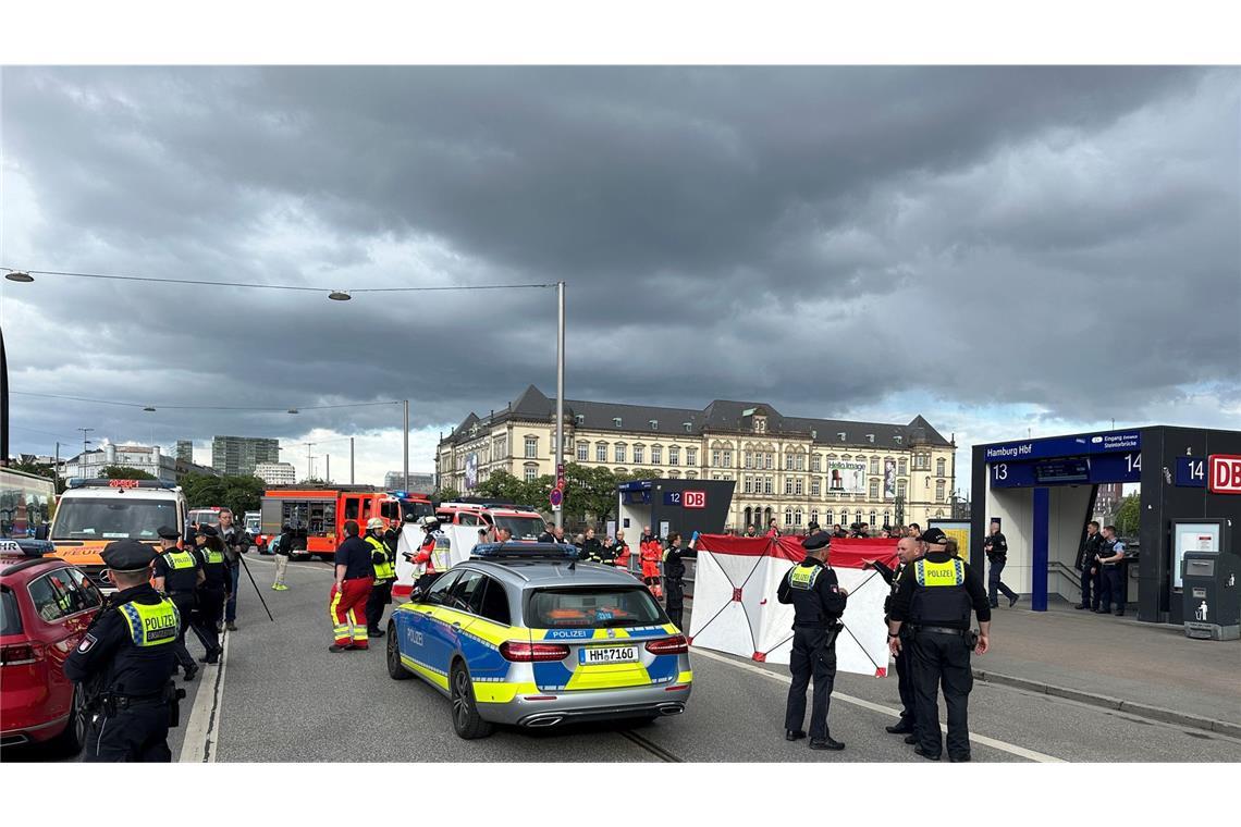 Merz bestürzt über Messerangriff in Hamburg mit vielen Verletzten Kein Durchkommen.