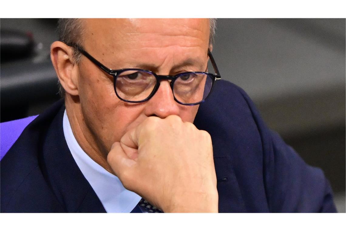 Keine leichte Aufgabe für den Kanzler. Friedrich Merz trifft sich in Belgien mit dem Regierungschef Bart de Wever. Den will er davon überzeugen, die eingefrorenen russischen Gelder freizugeben.