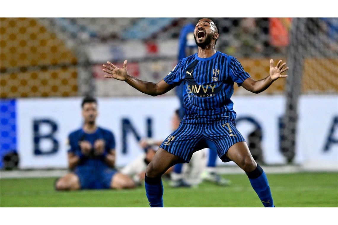 4:3-Sensation: Al-Hilal schockt ManCity und Guardiola Khalid al-Ghannam von Al-Hilal jubelt über den Coup gegen Manchester.