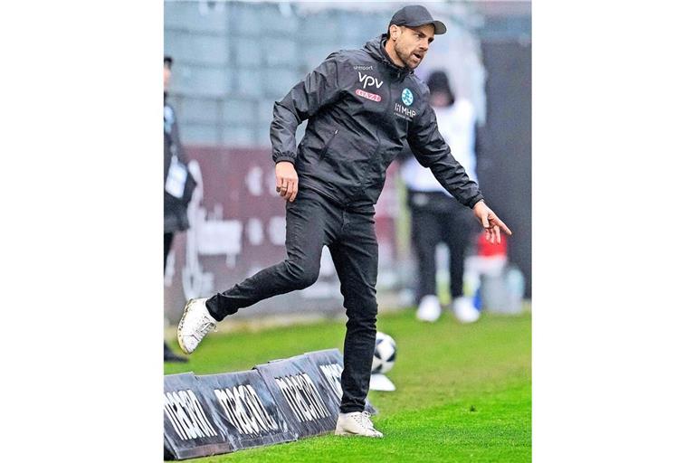 Kickers-Trainer Marco Wildersinn denkt Schritt für Schritt.