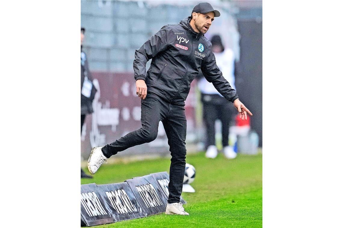 Kickers-Trainer Marco Wildersinn denkt Schritt für Schritt.