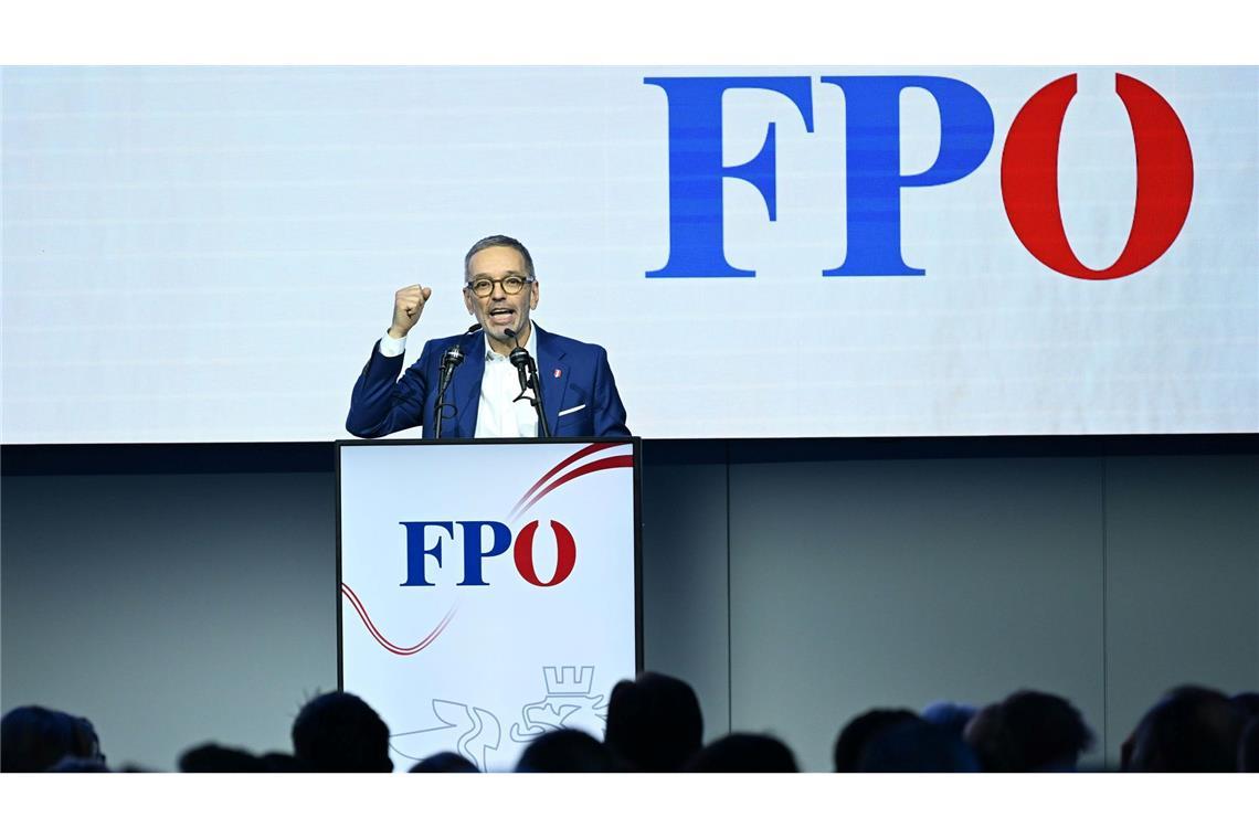 "Dritte Republik": FPÖ-Chef schwört Partei auf Umbruch ein Kickl tritt unter anderem für einen "Asylstopp" ein.