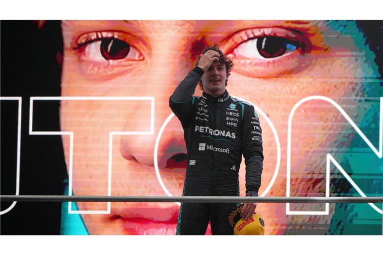 Kimi Antonelli rast in China zu seinem ersten Grand-Prix-Erfolg in der Formel 1.