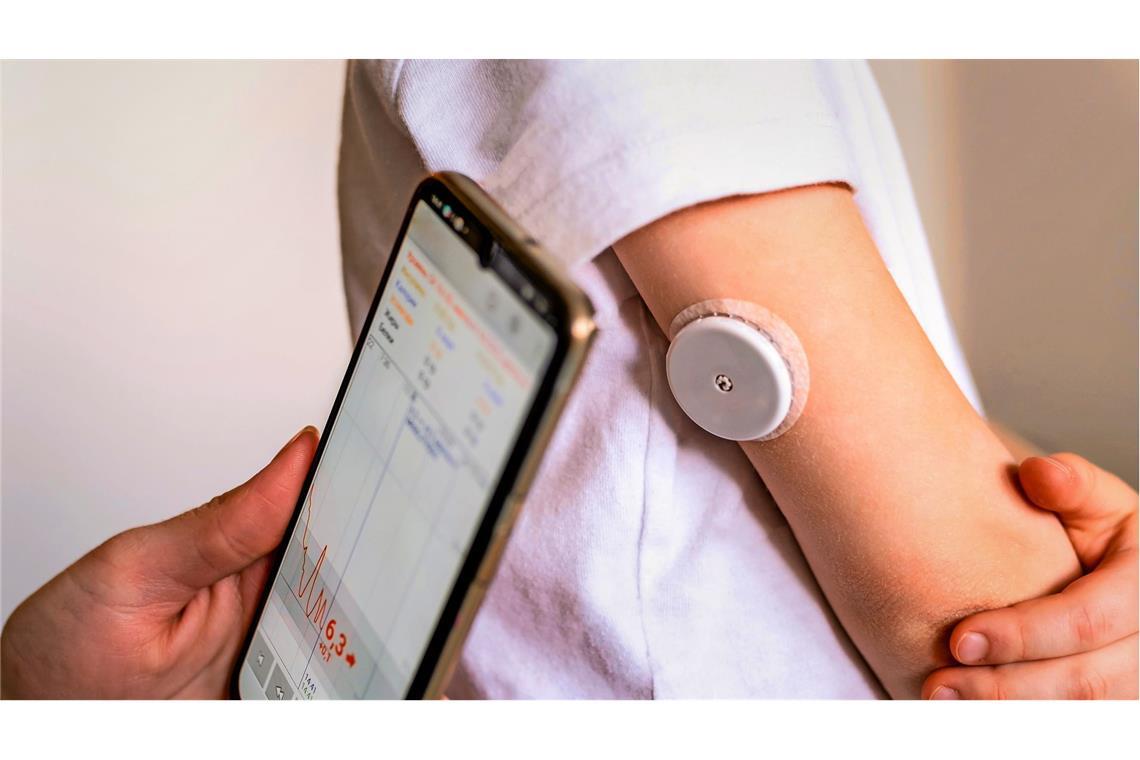 Riss in der heilen Waldorf-Welt Kinder, die an Diabetes leiden, müssen ihr Handy nutzen dürfen, weil der Blutzucker über eine App überwacht wird. <a href="/inhalt.dubiose-smartwatches-diese-uhren-messen-vieles-nur-nicht-den-blutzucker.993ce757-fe10-47f6-88b9-733a72e777ee.html" target="_blank"></a>