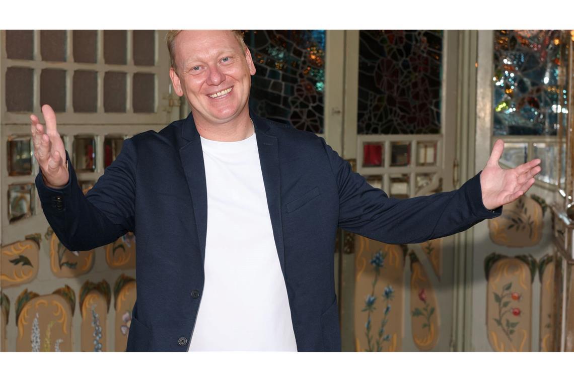 Knast statt Malle: Ballermann-Stars in Knossis "Big Brother" "Knossi" lädt zum dritten Mal zu seiner "Big Brother"-Version ein.
