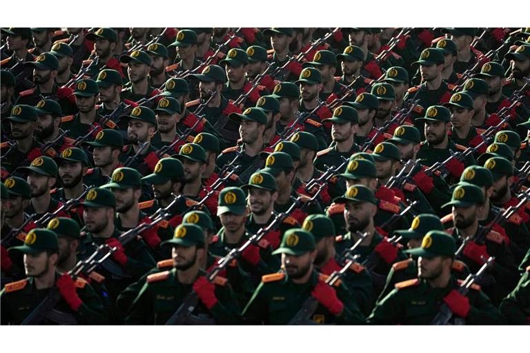 Können die iranischen Revolutionsgarden auch in der EU als Terrororganisation eingestuft werden? Die aktuelle Lage in dem Land befeuert die Diskussion darüber. (Archivbild)