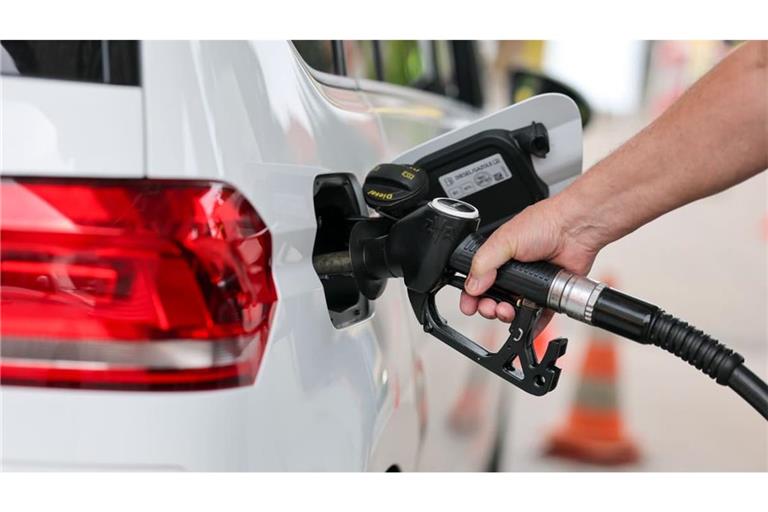 Können Diesel-Fahrer vom Tankrabatt wirklich spürbar profitieren?