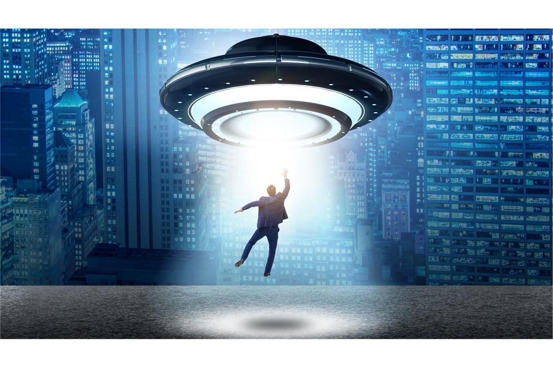 Könnte es im Fall der verschwundenen Forscher auch so gewesen sein? Ein UFO entführt in dieser Animation einen Mann per Schwerkraftstahl.