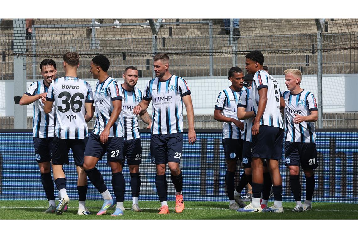 Kollektiver Kickers-Jubel.