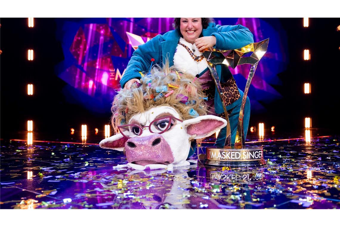 Komikerin Meltem Kaptan steckte unter dem Kuh-Kostüm.