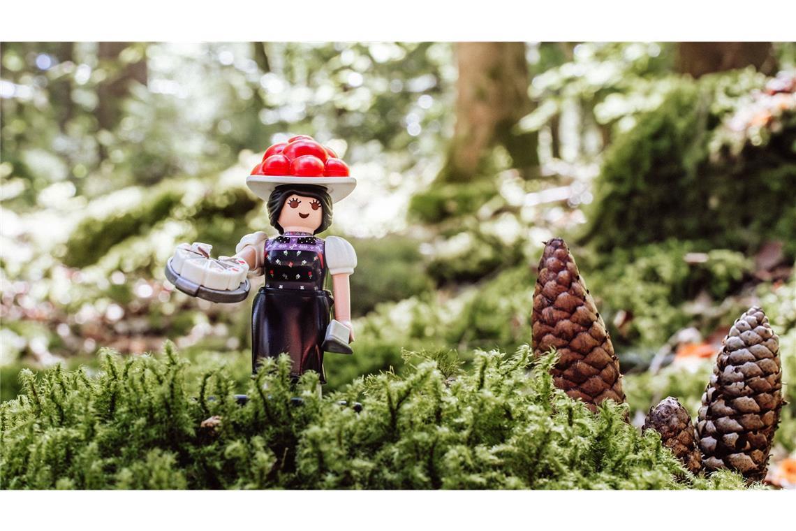 Playmobil-Figur für siebenfachen Preis auf dem Markt Kommt mit Schwarzwälder Kirschtorte: Die Sonderfigur von Playmobil.