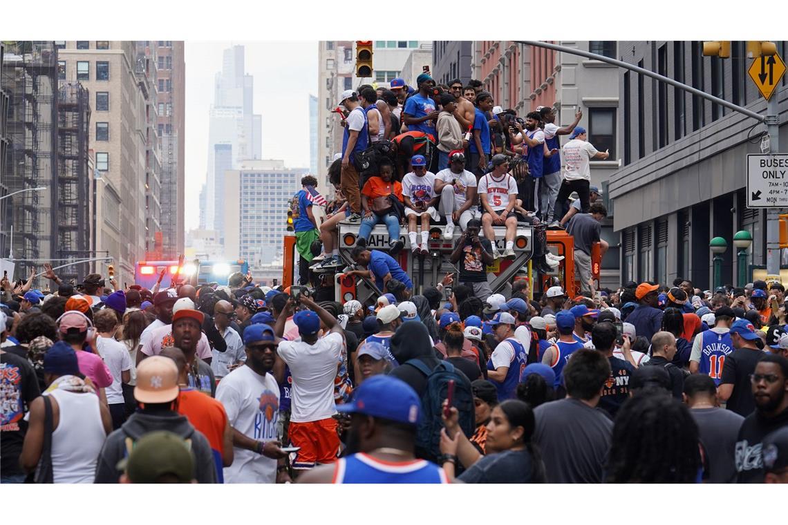NBA-Meister Knicks in New York mit Konfetti-Parade gefeiert