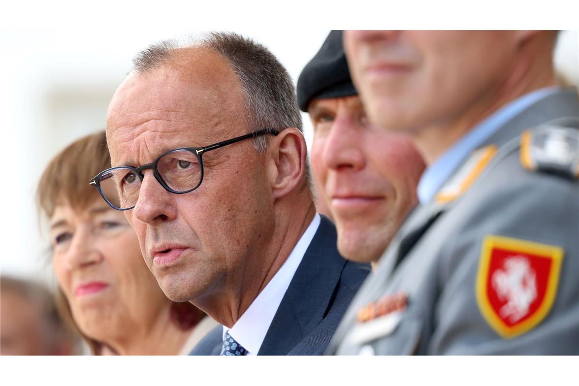 Konkrete Bedrohungen sind keine Fiktion, sondern bereits Alltag auch in Deutschland, warnt Bundeskanzler Friedrich Merz (CDU).