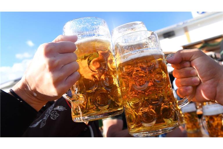 Kostet heuer bis zu 15,80 Euro: Die Wiesn-Maß.