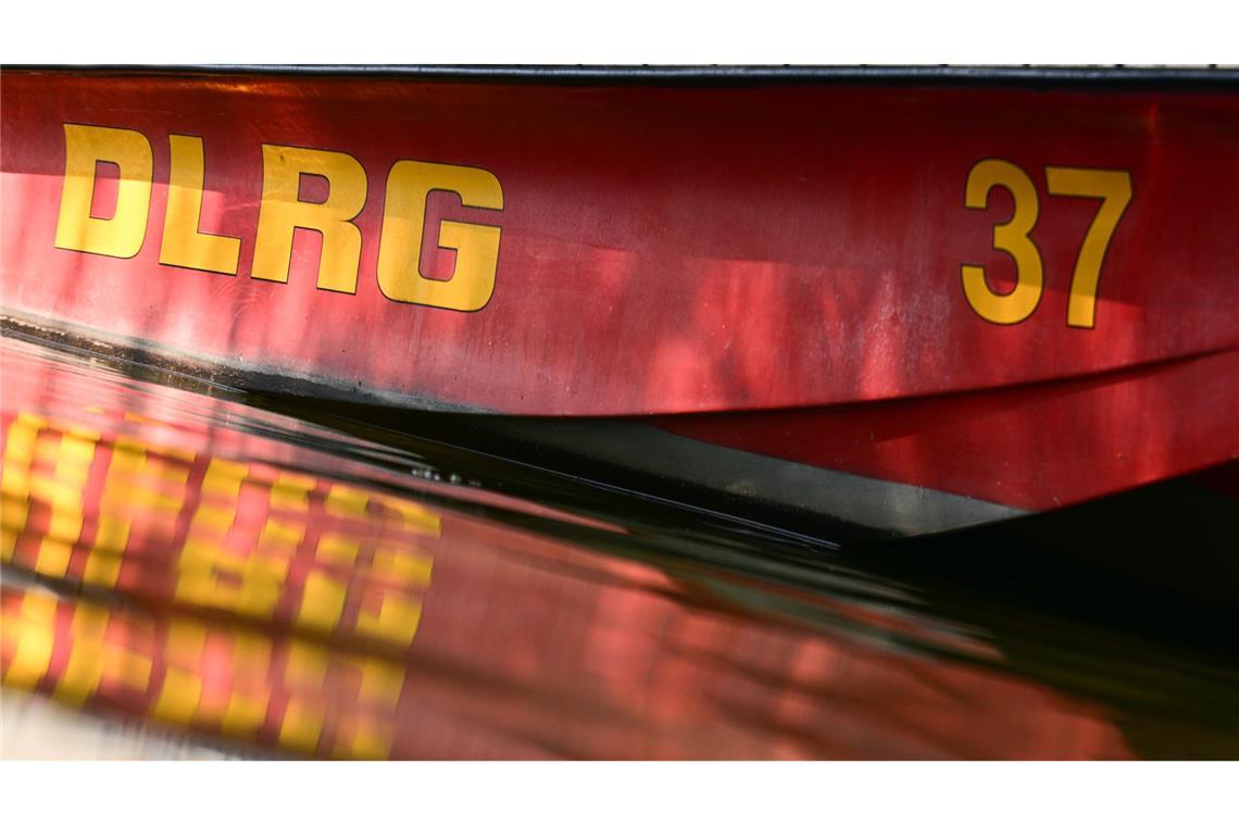 Kräfte der DLRG waren im Einsatz (Symbolbild).