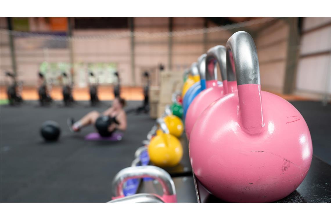 Krafttraining hat viele positive Effekte - auch aufs gesunde Altern. (Archivfoto)