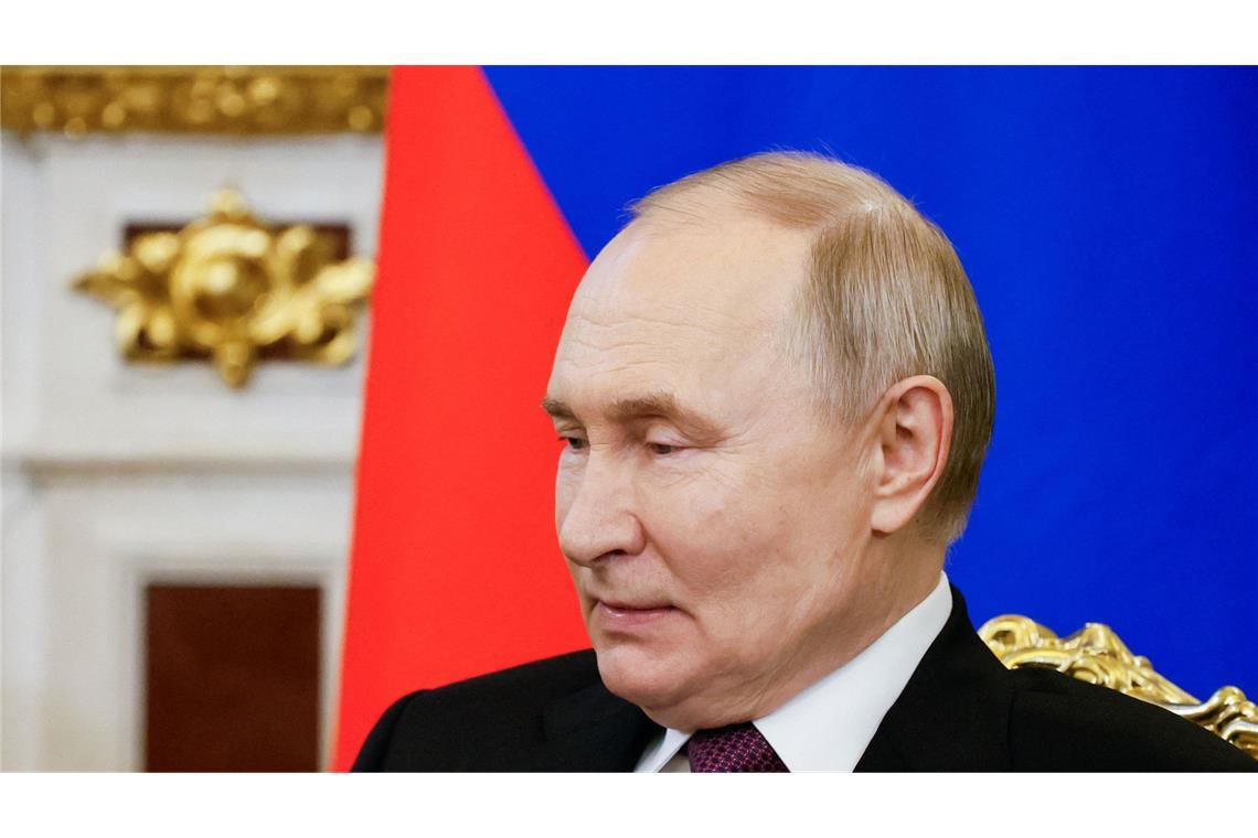 Putin lobt Trump für Friedensinitiative Kremlchef Wladimir Putin hat Donald Trump gelobt.