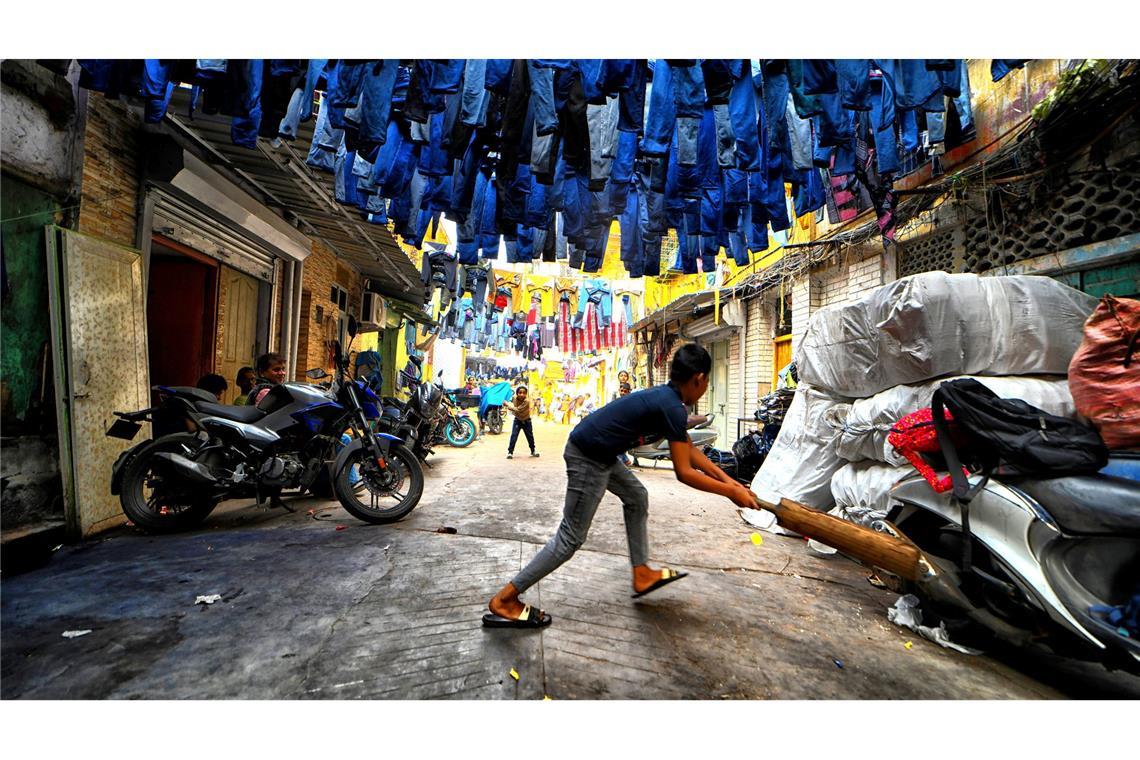 Kricket unter Jeanshosen: Blue Jeans Lane in Kolkata