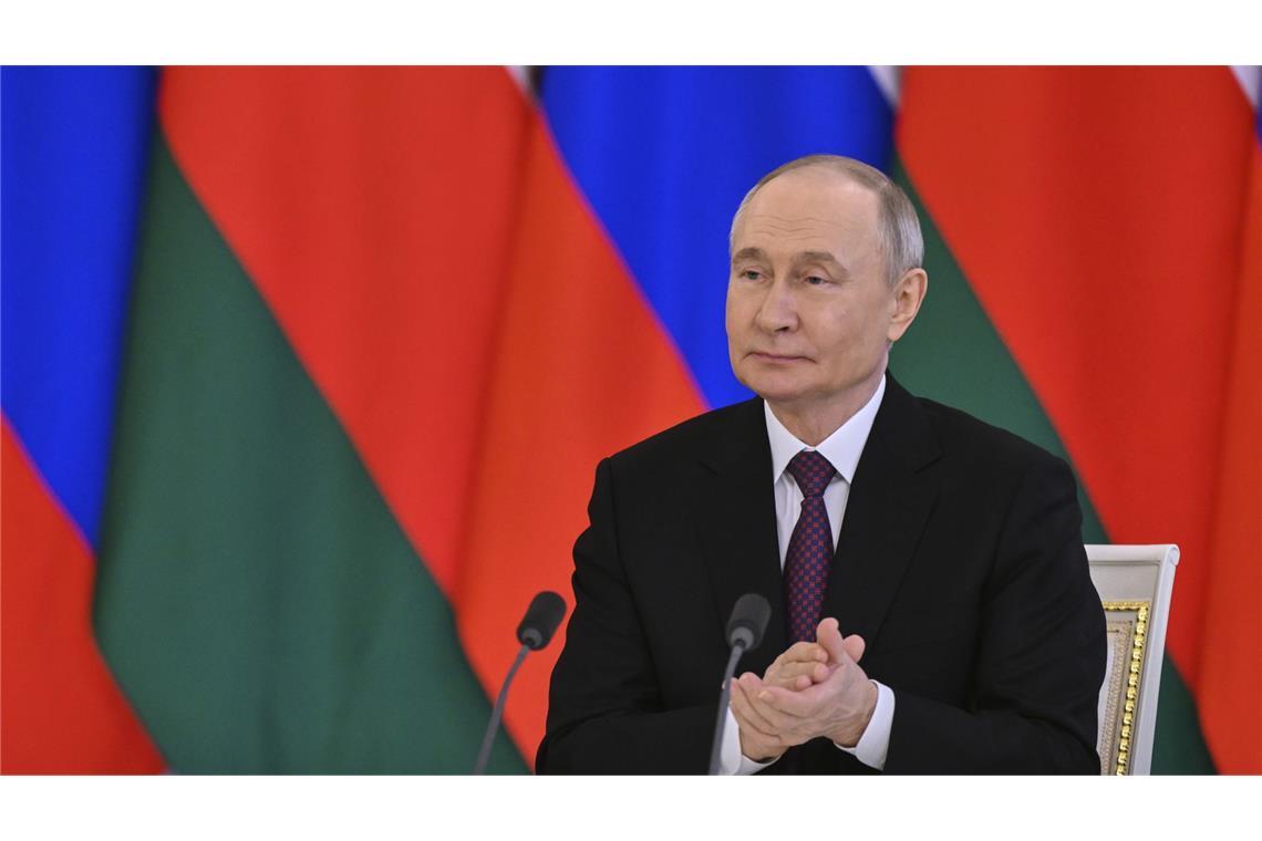Krieg gegen die Uraine: Vom 8. bis 11. Mai will Wladimir Putin die Waffen ruhen lassen.