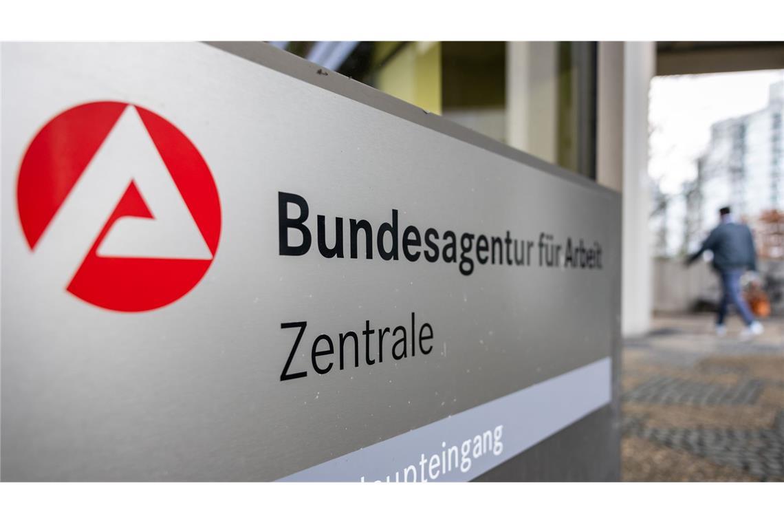 Kriminelle wollten Leistungen ergaunern Kriminelle wollten Leistungen ergattern.