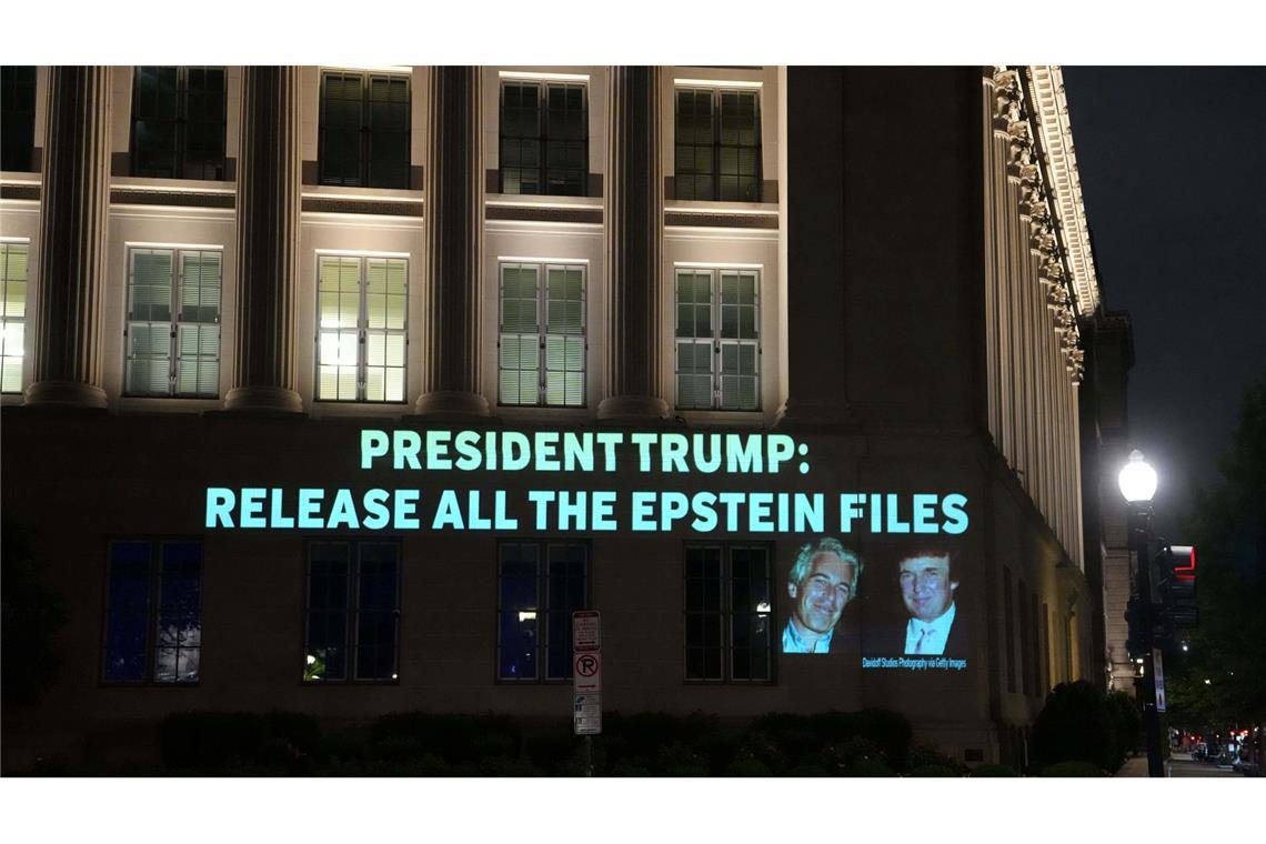 Im Epstein-Schatten: Donald Trump reist nach Schottland