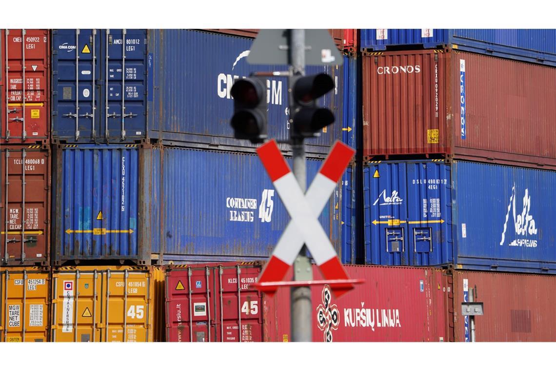 Kühne+Nagel: Stellenabbau und Senkung der Gewinnprognose. (Symbolbild)