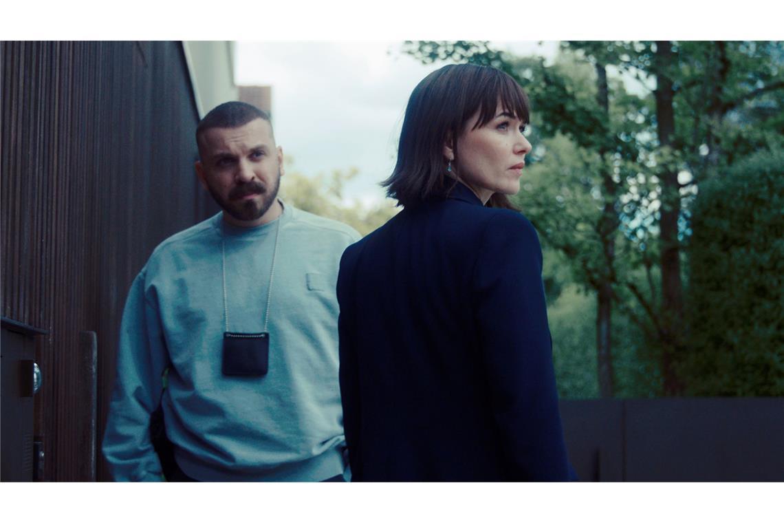 Kulina (Edin Hasanovic) und Azadi (Melika Foroutan) halten zusammen.