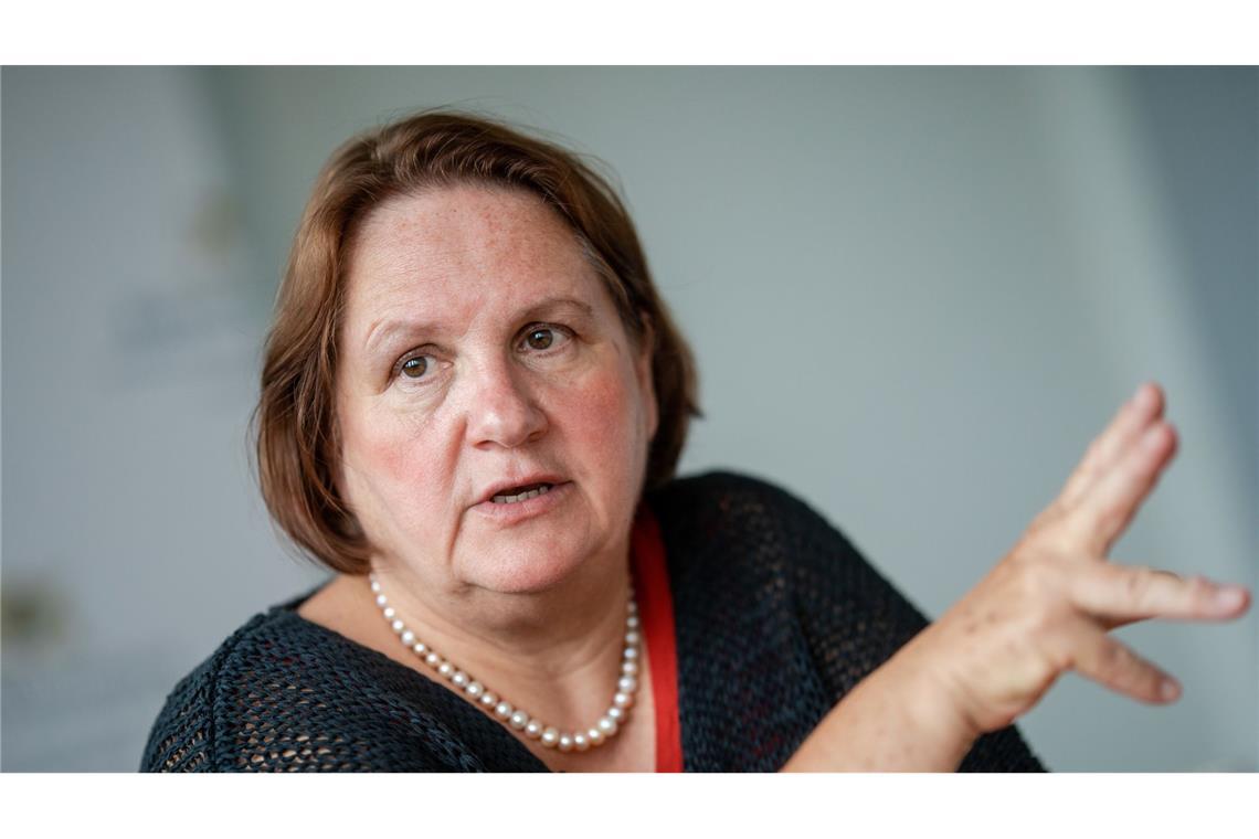 Lehrer empfehlen 51 Prozent der Viertklässler Wechsel aufs Gymnasium Kultusministerin Theresa Schopper freut sich über stabile Übergangsquoten.