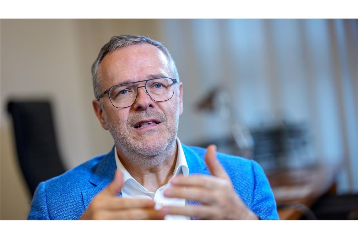 Handwerkspräsident: Service für Kunden verbessern Kundenservice ist für den Handwerkspräsidenten äußerst wichtig.