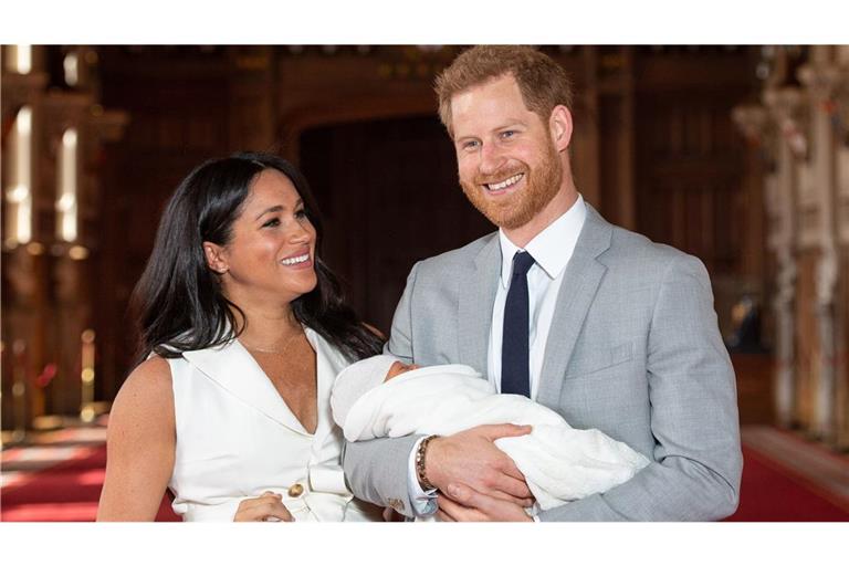 Kurz nach der Geburt von Archie im Jahr 2019 hatten Prinz Harry und Herzogin Meghan einen Fototermin in Windsor Castle.