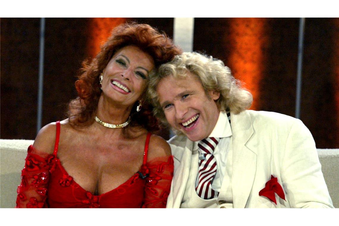 Samstagabend-Dämmerung: Thomas Gottschalk verkündet Show-Aus Kuscheln mit Sophia Loren: Thomas Gottschalk hatte samstagabends alle Stars zu Gast. (Archivfoto)