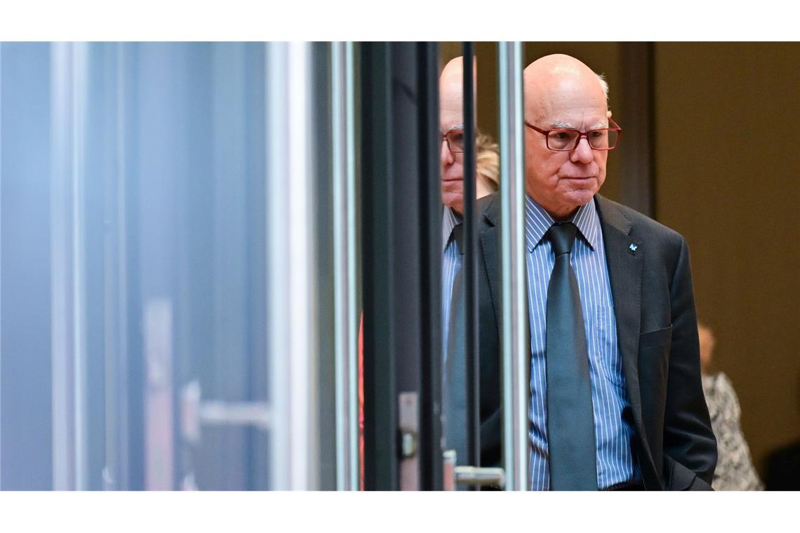 Kramp-Karrenbauer gewinnt gegen Merz-Kandidaten