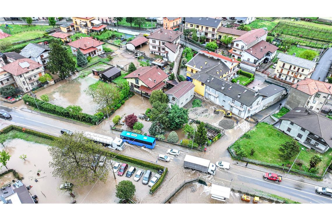 Bilder des Tages Land unter: Überflutete Straßen in Carema in Piemont im Norden von Italien