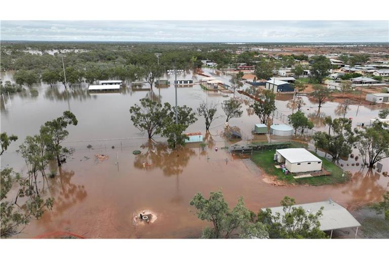 Landunter nach schweren Regenfällen in Thargomindah im australischen Bundesstaat Queensland