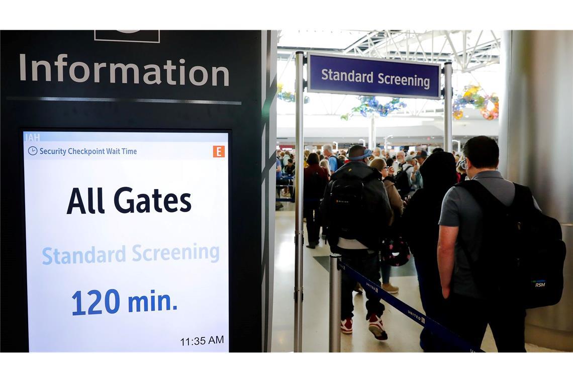 Lange Warteschlangen auf Flughafen in Houston. (Archivfoto)