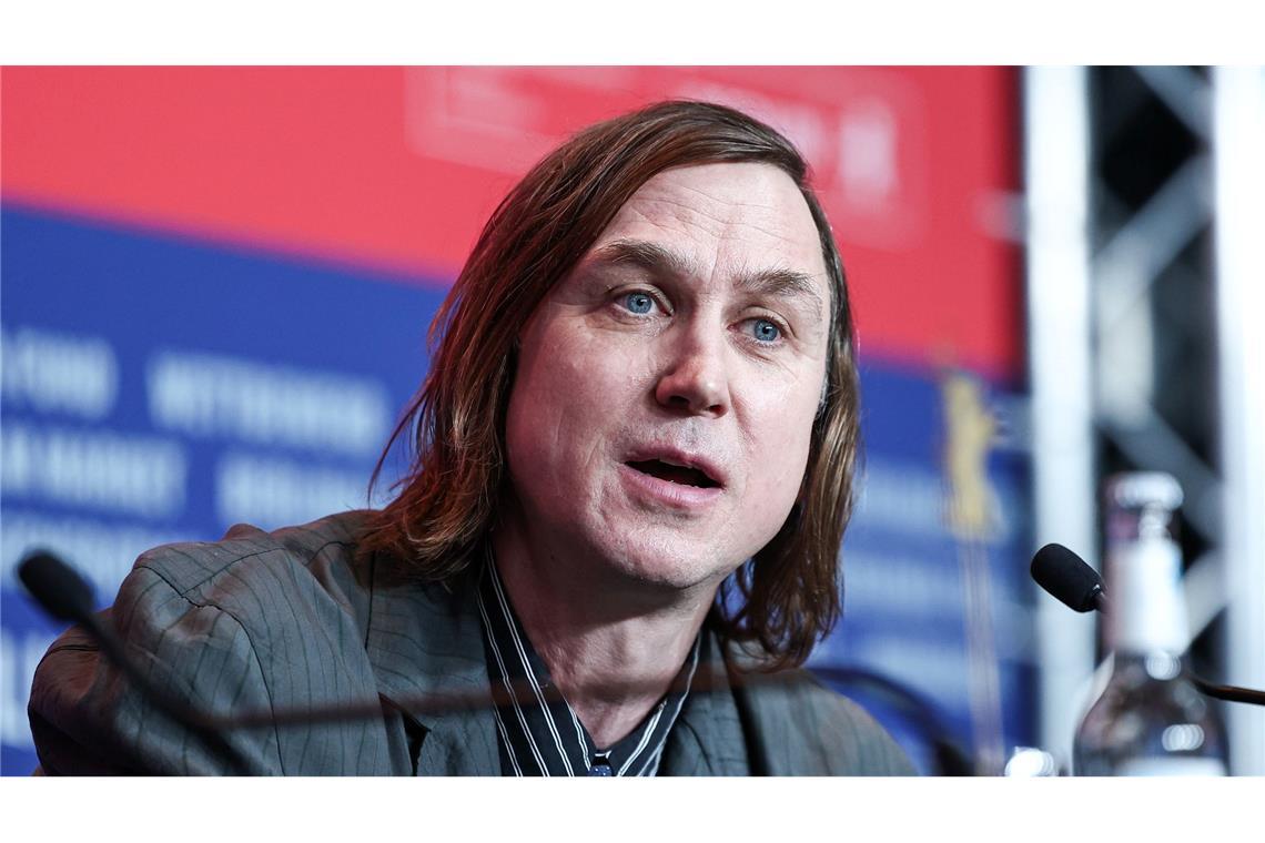 Heiße Rede, kalter Schnee: Berlinale eröffnet Lars Eidinger spricht sich dafür aus, Widersprüche auszuhalten.