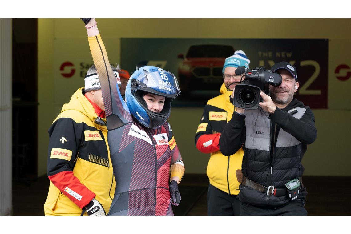 Friedrich, Lochner und Nolte holen EM-Titel im Bob Laura Nolte jubelt. In Lillehammer gewann sie nach dem EM-Titel im Monobob auch den Zweierbob.