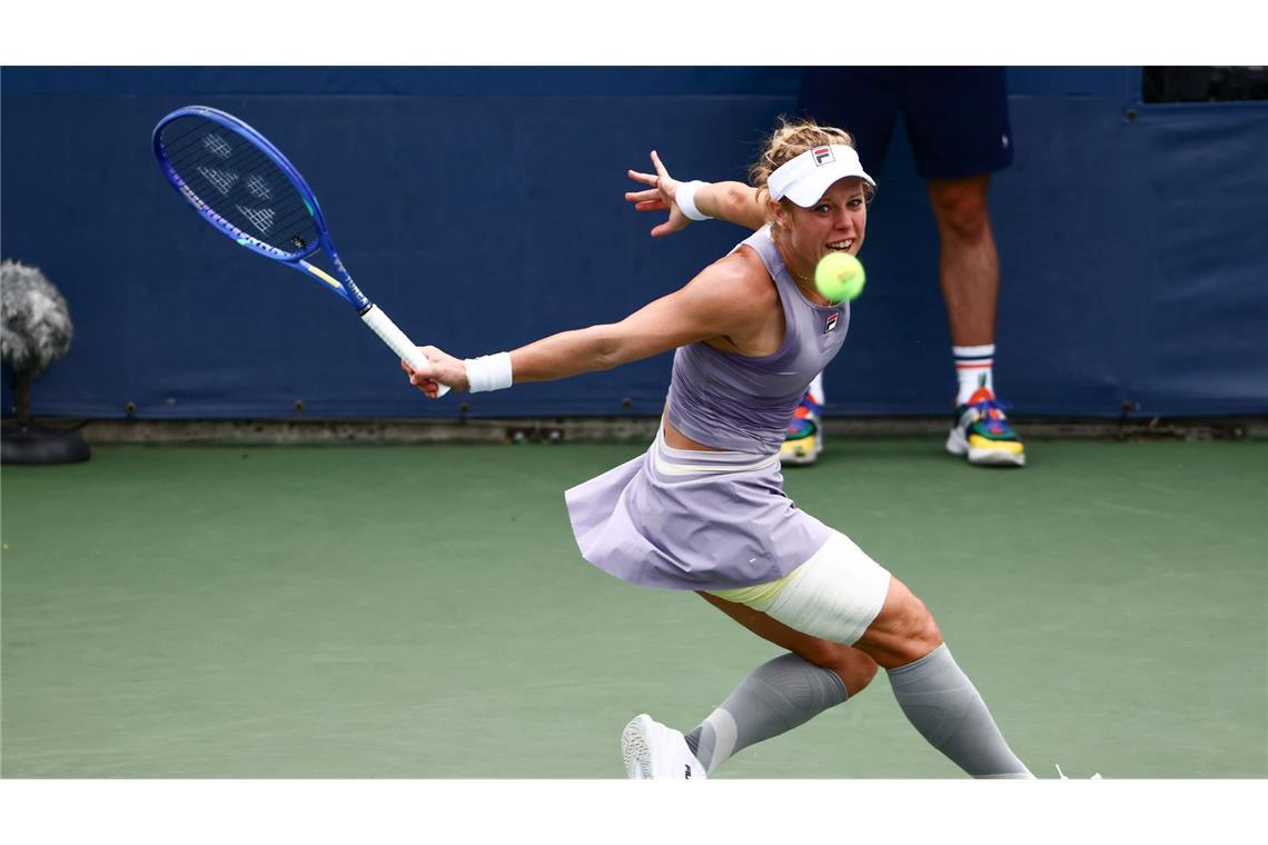 Bilder des Tages Laura Siegemund in Aktion gegen Anastasia Sacharowa bei den US Open in New York.