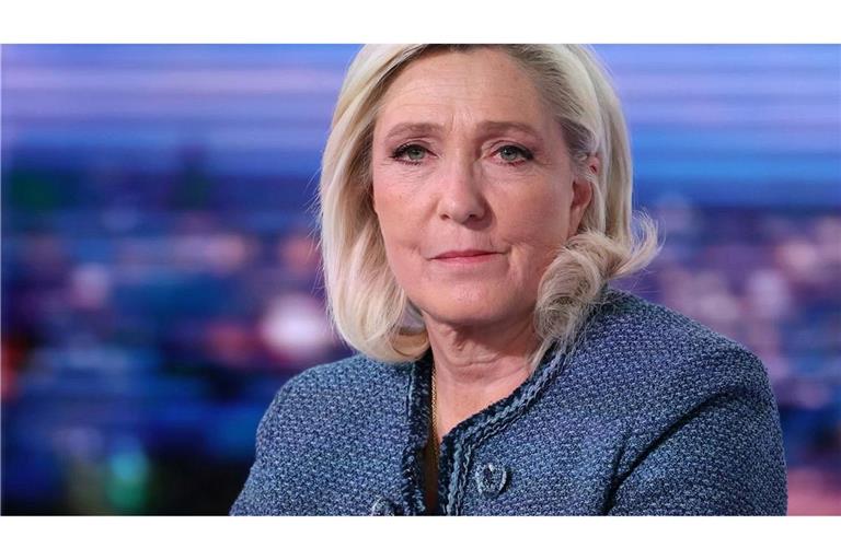 Le Pen möchte alle Rechtsmittel gegen ihre Verurteilung wegen Veruntreuung öffentlicher Gelder ausschöpfen. (Archivbild)