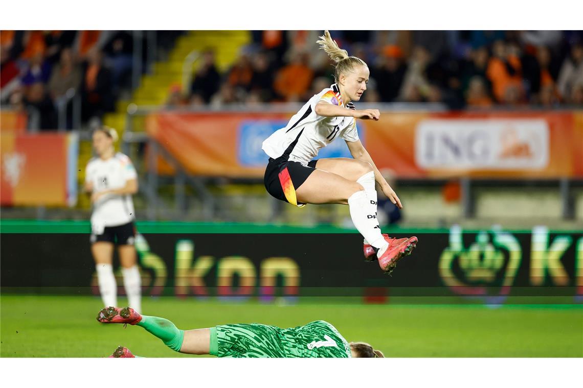 "Bisschen bitter": DFB-Remis zum Start in Nations League Lea Schüller traf zum zwischenzeitlichen 1:1.