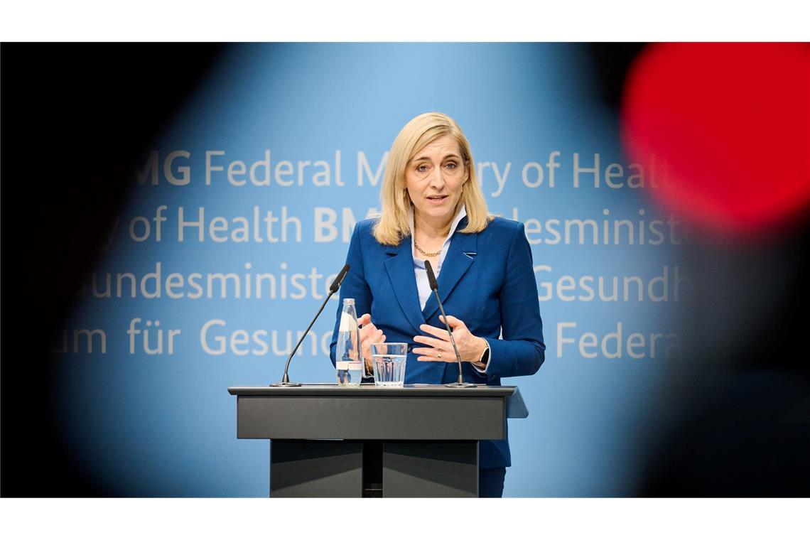 Legt Ministerin Warken jetzt noch schnell neue Vorschläge vor? (Archivbild)